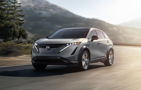 Tom Naquin Nissan in Elkhart IN