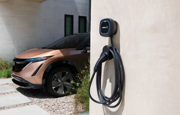 Tom Naquin Nissan in Elkhart IN