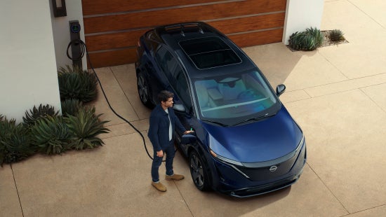 Tom Naquin Nissan in Elkhart IN