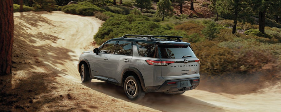 Tom Naquin Nissan in Elkhart IN