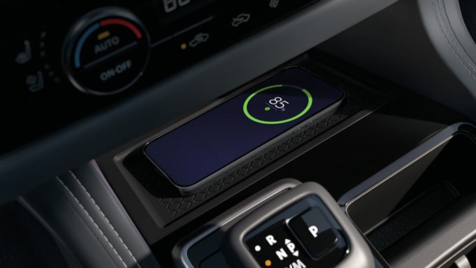 Tom Naquin Nissan in Elkhart IN